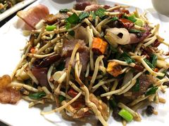 折耳根炒腊肉-贵州豆腐王(上合店)