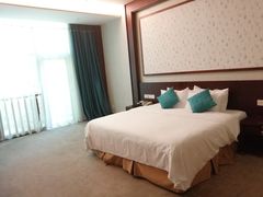 -绍兴鉴湖君澜大酒店