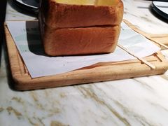 面包诱惑-绿茶餐厅(同成街华联店)