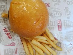 -The Habit Burger Grill 哈比特汉堡(爱琴海店)
