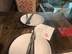 -HIGH FIVE哈福手工汉堡(桂林路店)