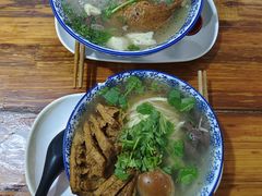 鸭血粉丝-叶新小吃店(来凤小区总店)