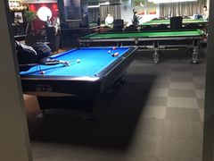 -丁俊晖台球俱乐部(长寿路店)