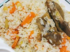 维吾尔手抓饭-新粤新疆菜清真餐厅(拱北店)