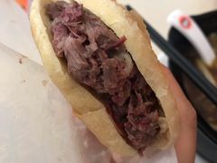-闫家驴肉老店(华电一校店)