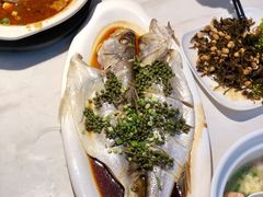 青花椒蒸鲈鱼-海东头·疙瘩汤(万达四楼店)