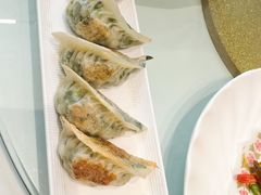 -东豪园林海鲜酒家(南港路辅路店)