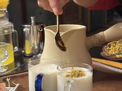 -月亮眼花园餐厅书吧酒吧