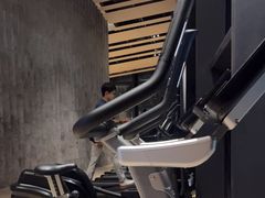 -漠浔MOTION健身(虹桥国际展汇店)
