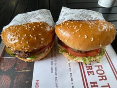 -The Habit Burger Grill 哈比特汉堡(爱琴海店)