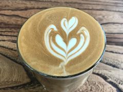 澳白-明谦·Coffee&Cocktail Bar(美您公园店)