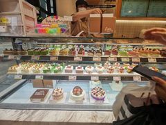 面包甜点陈列柜-罗森尼娜(德思勤店)