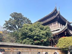 -龙华寺