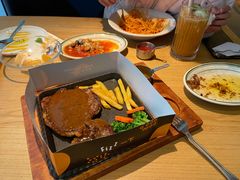 -菲滋意式餐厅(临平万达店)