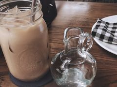 -ROAST coffee & eatery