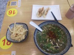 -八百里牛肉汤(盖饭·锅贴·万象城店)