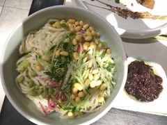 老北京炸酱面-京味斋·北京烤鸭(北京南站洋桥店)