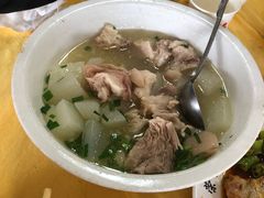 -荣生萝卜汤饭店