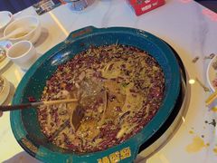 -渔香岛美蛙鱼头火锅(威清路店)