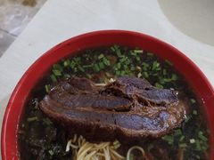 -小龙大肉面馆