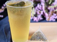 -爷爷不泡茶NOYEYENOTEA(武汉佰港城创始店)