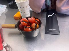 -W COLLECTIVE  DESSERT SHOP