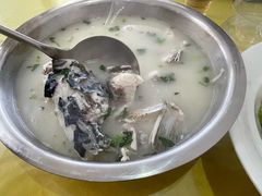 -雪湖煜辰鱼头老店(雪野湖店)