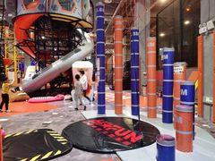 -嗨翻Hi-Fun竞技主题乐园·蹦床亲子生日轰趴(国光1937店)