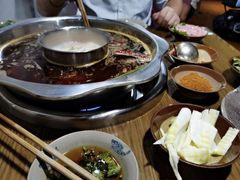 -周幺妹重庆老火锅(银泰城总店)