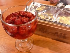 草莓罐头-喝丢一只鞋海鲜烧烤·海肠捞饭(东关街店)
