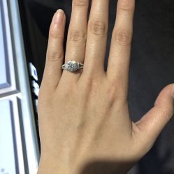 -威德钻石-克拉钻大本营(南京东路店)