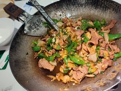 -费大厨辣椒炒肉(高铁吾悦广场店)