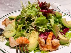 牛油果大虾色拉-Wolfgang’s Steakhouse 沃夫冈牛排馆(上海白玉兰广场店)