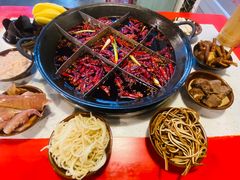 -厂花素芬九宫格火锅(益州大道店)