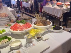 -德天肥牛海鲜火锅(城西银泰店)