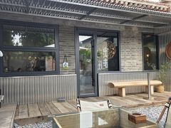 -出走咖啡·面包(宋庄店)
