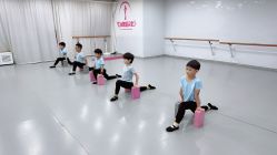 -艺佳舞蹈培训学校