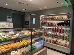 -星巴克(浦东机场T2到达店)