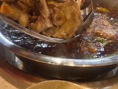 红汤锅-肖肖酸萝卜鱼火锅(总店)