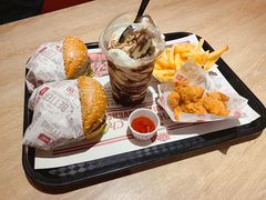 -The Habit Burger Grill 哈比特汉堡(复兴soho店)