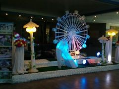 -八府香鸭·啫啫煲(华山路店)