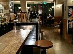大堂-星巴克(武康路店)