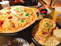 韩式牛肉披萨辣鸡肉披萨双拼-机器人火炉披萨