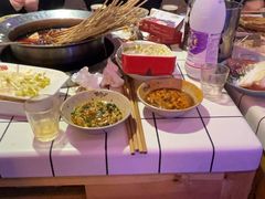 -钢管厂五区小郡肝串串香(奥克斯广场锦城万达店)