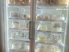 -DQ·蛋糕·冰淇淋(大宁国际商业广场店)