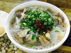 -陇上全荟兰州传统牛肉面(延吉路店)