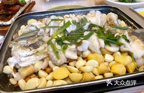 Stewed Yellow Croaker in Clay Pot