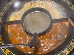 -味舵主重庆火锅(邓尉路店)