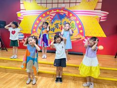 -蓝话筒·少儿成人演讲口才·主持朗诵·戏剧表演(大华第一坊店)