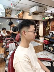 -BarberKiNG男士理发馆Barbershop